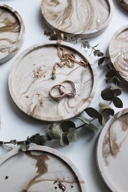 Väike ümmargune dekoratiivalus  beez marmor (rose gold)