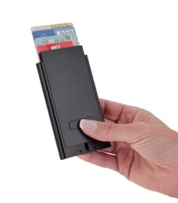 Troika kaarditasku magnetiga, must