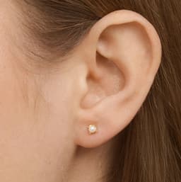 Kõrvarõngad Timi Essie - Mini Pearl Stud Earrings, Gold