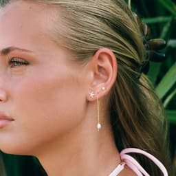 Kõrvarõngad Timi Essie - Mini Pearl Stud Earrings, Gold